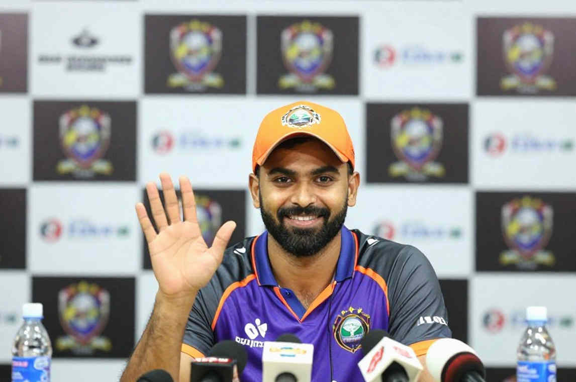 ব্রুকের ২০২: রাওয়ালপিন্ডির সমতল পিচে যে দ্বিশতক নিজের প্রথম ২৪ বলেই প্রশ্ন রেখে যায়
